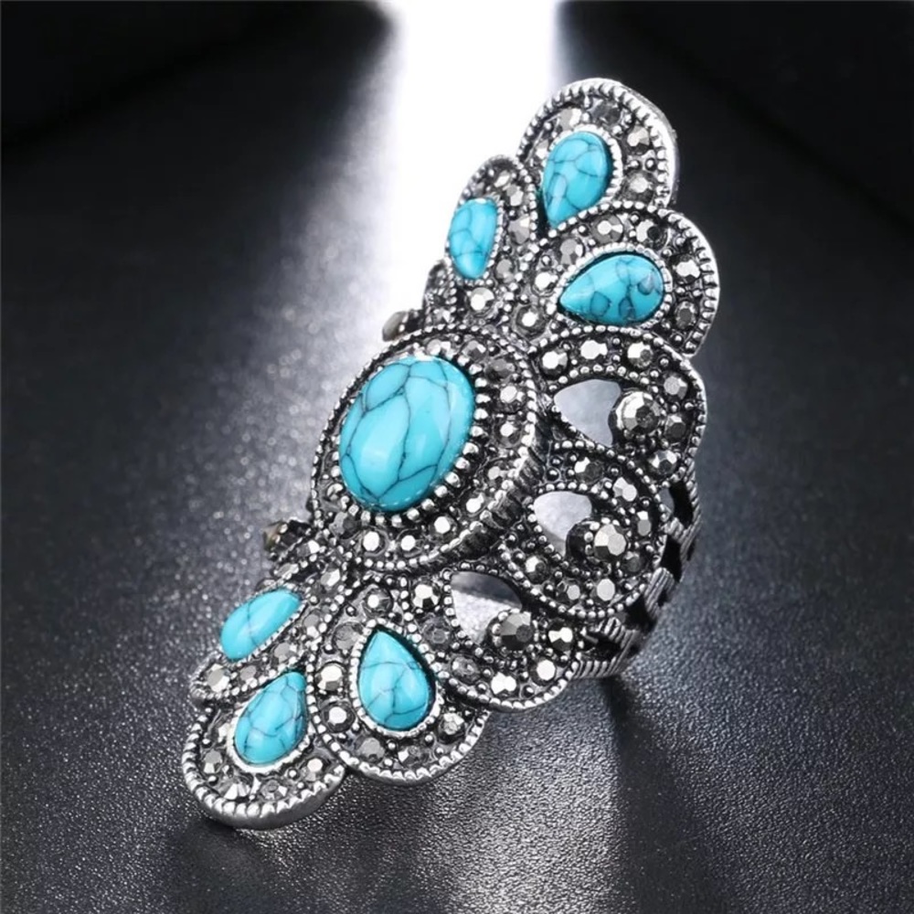Vintage Blue Resin Flower Ring